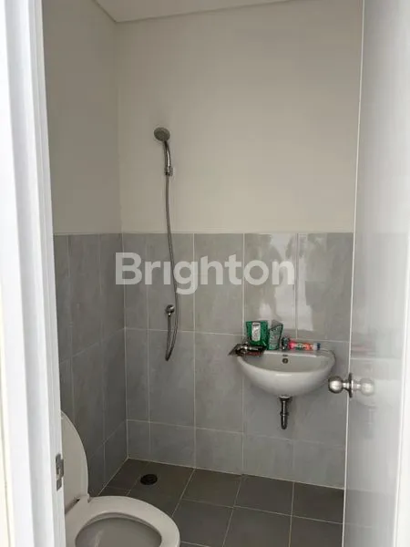 image RUMAH SIAP HUNI PARAMOUNT PETALS CURUG TANGERANG (4)