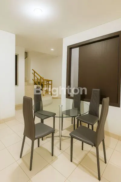 image RUMAH HARUS TERJUAL CEPAT DI TAMAN PEGANGGSAAN INDAH KELAPA GADING (6)