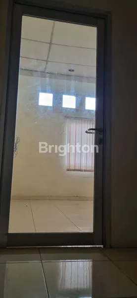 image STRATEGIS RUKO 3,5 LANTAI COCOK BUAT KANTOR (4)