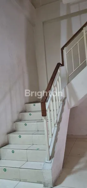 image STRATEGIS RUKO 3,5 LANTAI COCOK BUAT KANTOR (6)