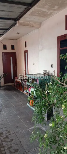 image DIJUAL RUMAH STRATEGIS DI JATIASIH, BEKASI. (5)