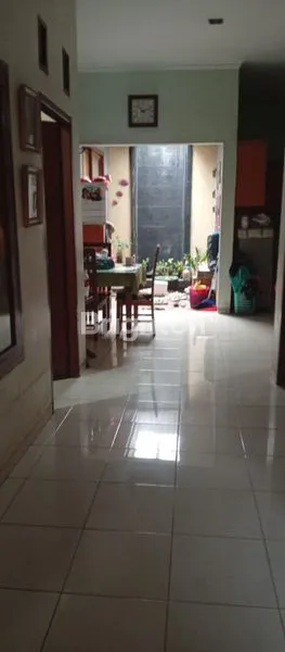 image DIJUAL RUMAH STRATEGIS DI JATIASIH, BEKASI. (6)