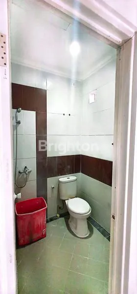 image RUMAH FULL FURNSIHED DENGAN MODEL MINIMALIS MODERN (SIAP HUNI) DEKAT RAYA MERR, KEPUTIH, MULYOSARI, WONOREJO (7)