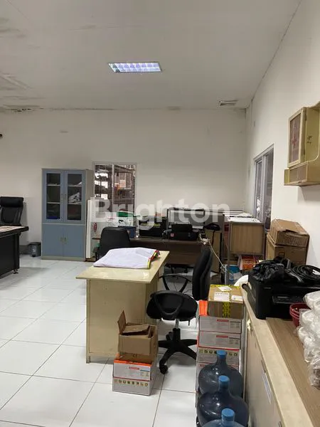 image GUDANG BERSERTA KANTOR DAN MESSI KARYAWAN DI JALAN RAYA SERANG CIKUPA TANGERANG (5)
