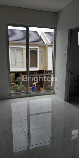 image RUMAH DI SEWA SIAP HUNI MALIBU GADING SERPONG TANGERANG (7)