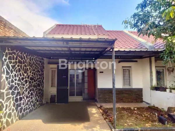 image RUMAH MODERN MINIMALIS HARGA EKONOMIS LOKASI STRATEGIS - 5 MENIT DARI BORMA KATAPANG - SIAP HUNI & BEBAS BANJIR (1)