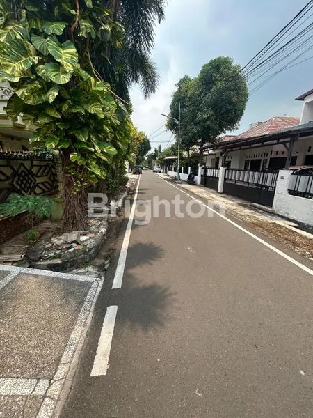 image DI JUAL CEPAT RUMAH 2 LANTAI DI CEMPAKA PUTIH TENGAH CEMPAKA PUTIH JAKARTA PUSAT, KONDISI RAPI DAN SIAP HUNI. LOKASI STRATEGIS TENANG AMAN DAN NYAMAN (8)