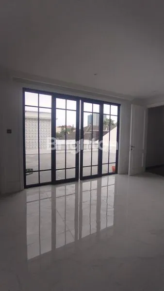 image DI JUAL CEPAT RUMAH BARU 2,5 LANTAI DI CEMPAKA PUTIH TENGAH JAKARTA PUSAT, RAPI DAN SIAP HUNI.  (8)