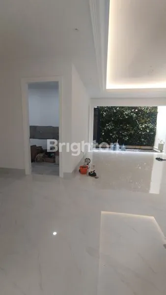 image DI JUAL CEPAT RUMAH BARU 2,5 LANTAI DI CEMPAKA PUTIH TENGAH JAKARTA PUSAT, RAPI DAN SIAP HUNI.  (7)