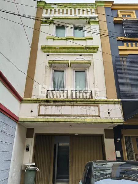 image STRATEGIS RUKO 3,5 LANTAI COCOK BUAT KANTOR (1)