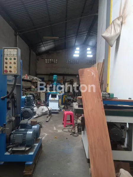 image DIJUAL UNTUK USAHA BERIKUT GUDANG DI KAWASAN KOTA SEMARANG  (5)
