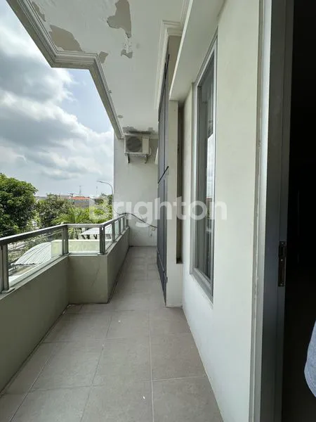 image MINIMALIS 2LT SUTOREJO DEKAT MULYOSARI PAKUWON CITY (7)