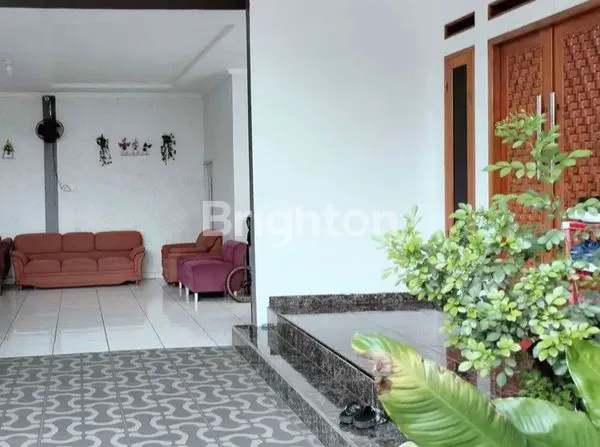 image RUMAH MODERN MINIMALIS DALAM CLUSTER TERBATAS (2)
