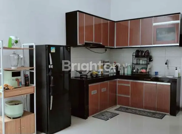 image RUMAH MODERN MINIMALIS DALAM CLUSTER TERBATAS (8)