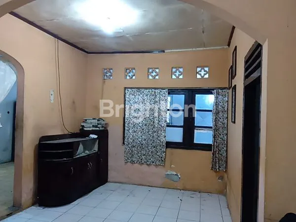 image RUMAH DI JUAL DI KOTA JAKARTA  (5)