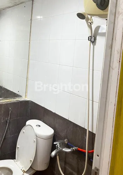 image APARTEMEN GREEN PRAMUKA CEMPAKA PUTIH FULLY FURNISHED RAPI SIAP HUNI. (6)