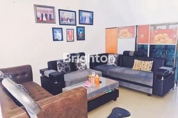 image RUMAH BAGUS MODERN MINIMALIS DI SINGOSARI KOTA MALANG HARGA NEGO (8)