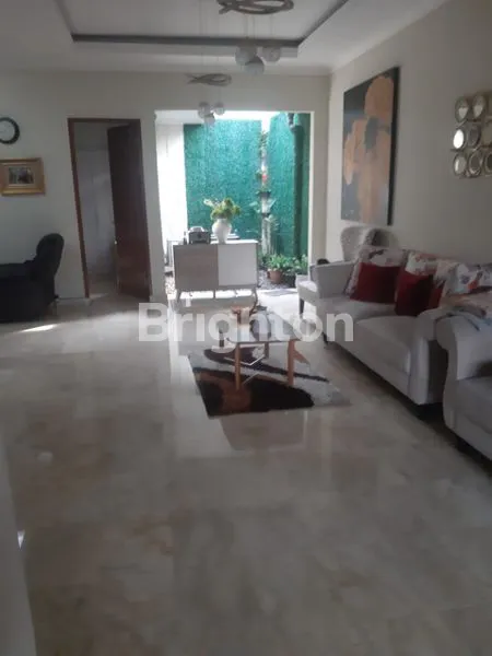 image RUMAH APIK 2 LANTAI SIAP HUNI DI PERUMAHAN ELITE KOTA DEPOK (5)