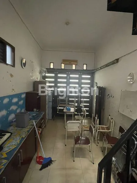 image RUMAH LUAS 2LANTAI SIAP HUNI PESONA KHAYANGAN DEPOK (8)