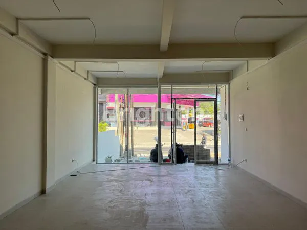 image LOKASI PRESTESIUS!! RUKO DUA LANTAI BARU JADI DI JALAN UTAMA NUSA DUA-JIMBARAN (4)