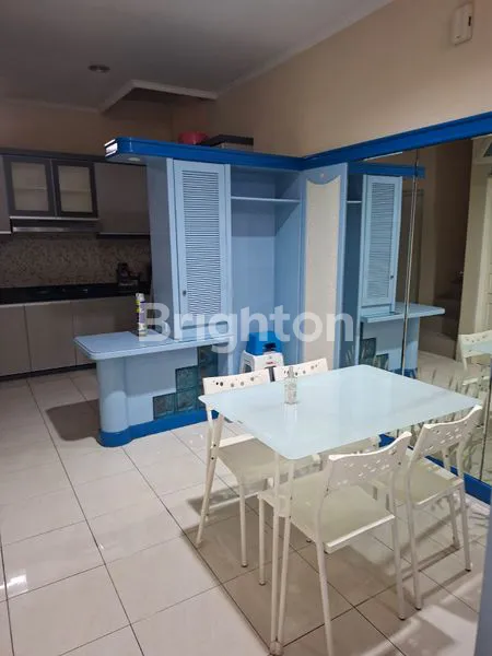 image RUMAH 2,5 LANTAI DEKAT KAMPUS BINUS ANGGREK KEMANGGISAN JAKARTA BARAT COCOK UNTUK TERIMA KOST (3)