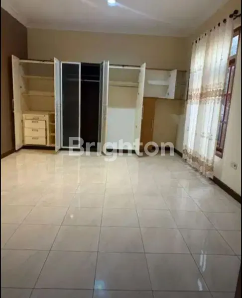 image RUMAH SEWA  SIAP HUNI LT 180M², 4KT 3KM, AREA PONDOK CANDRA DEKAT SIER RUNGKUT INDUSTRI, KAMPUS UPN, UIN,  DAN AKSES TOL WARU JUANDA (6)