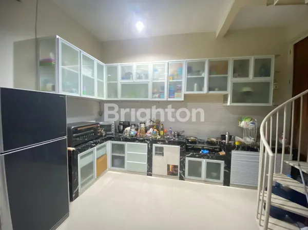 image RUMAH SEMI FURNISHED DI EASTCOAST PARK PAKUWON CITY SURABAYA TIMUR (5)