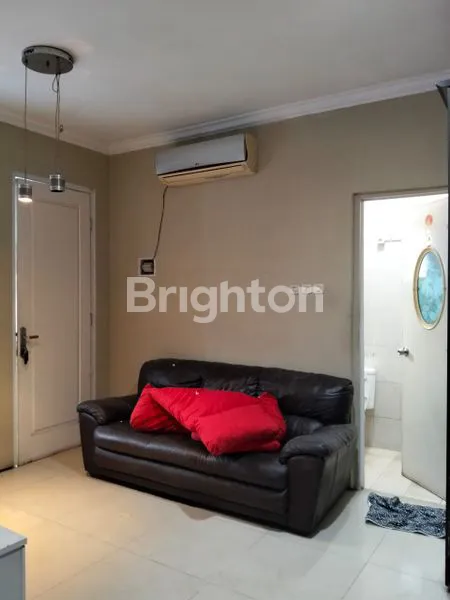 image RUMAH FURNISHED 2 LANTAI DIJAGAKARSA, DEKAT KEBUN RAYA RAGUNAN  (8)