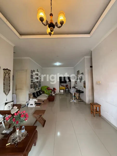 image RUMAH BONUS KOST STRATEGIS DEKAT BLOK M PANGLIMA POLIM JAKARTA SELATAN  (3)