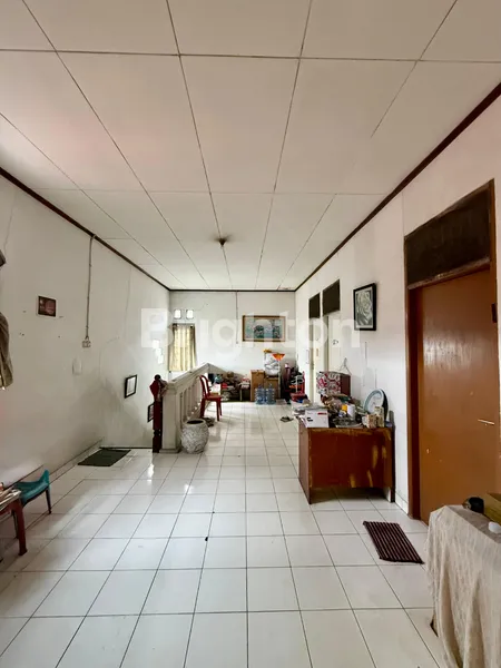 image RUMAH BONUS KOST STRATEGIS DEKAT BLOK M PANGLIMA POLIM JAKARTA SELATAN  (6)