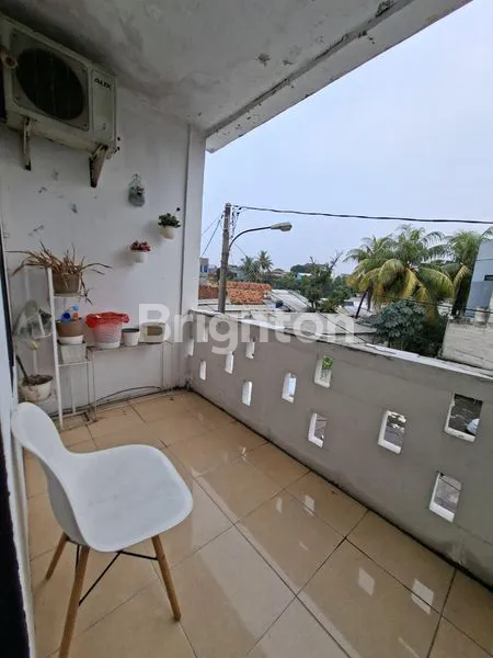 image HUNIAN STRATEGIS 4KT DI PERUMAHAN MAHARAJA DEPOK (8)