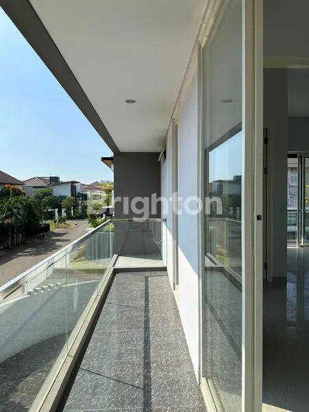 image RUMAH LUAS 490M², 6 KT DI SURABAYA (8)