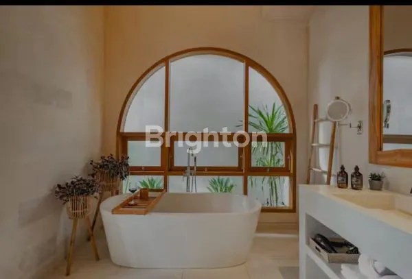 image EXCLUSIVE 3-BEDROOM VILLA | PETITENGET – SEMINYAK, BALI (8)