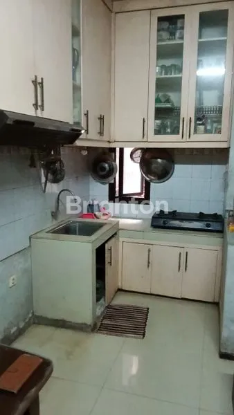 image RUMAH CIPINANG CEMPEDAK JATINEGARA JAKARTA TIMUR STRATEGIS BEBAS BANJIR (5)