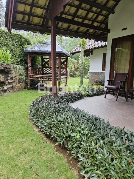 image VILLA MEWAH DI TRAWAS, LT 534M², 4 KT, SIAP HUNI (1)