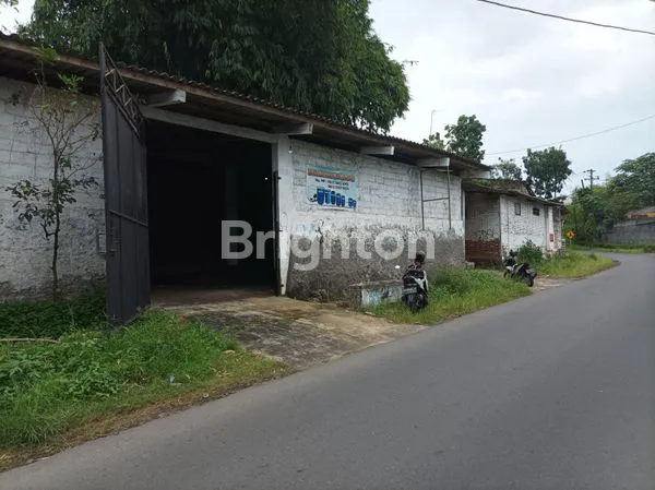 image DI SEWAKAN GUDANG SIAP PAKAI DI MAGELANG (2)