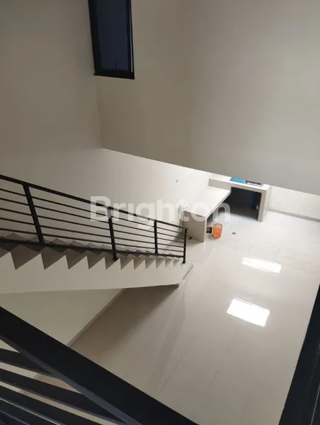 image RUMAH BARU 2 LANTAI, LT 75 LB 140, SHM, SIAP HUNI (4)