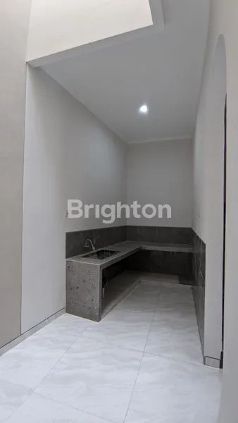 image KLAMPIS ANOM RUMAH BARU (5)