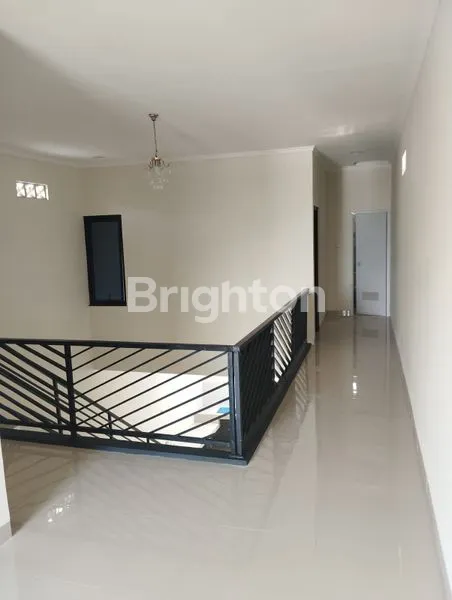image RUMAH BARU 2 LANTAI, LT 75 LB 140, SHM, SIAP HUNI (7)