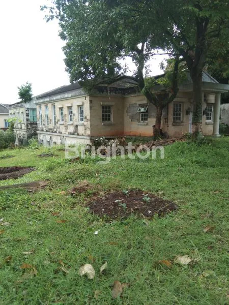 image TANAH LUAS BONUS RUMAH TUA CIPUTAT TIMUR (1)