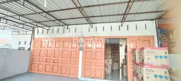 image RUKO GANDENG DENGAN HARGA BAGUS DI LOKASI YANG COCOK UNTUK JADIKAN BISNIS KOST - LOKASI STRATEGIS - ROW JALAN 2 MOBIL - DAERAH JL AYAHANDA DEKAT KAMPUS UNPRI (1)