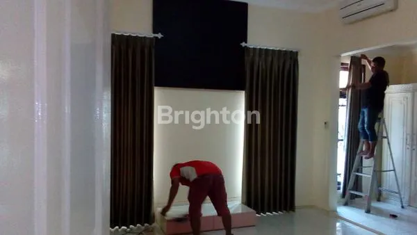 image RUMAH STRATEGIS DI KEMANGGISAN SLIPI, LT 260M², 5 KT & KM (6)