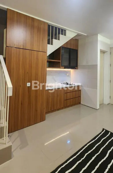 image RUMAH SIAP HUNI 1M AN ROYAL RESIDENCE FULL FURNISH INTERIOR CANTIK DEKAT WISATA BUKIT MAS, DIAN ISTANA, GRAHA FAMILY, CITRALAND (4)