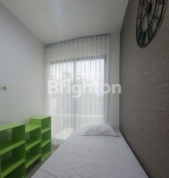 image RUMAH SIAP HUNI 1M AN ROYAL RESIDENCE FULL FURNISH INTERIOR CANTIK DEKAT WISATA BUKIT MAS, DIAN ISTANA, GRAHA FAMILY, CITRALAND (7)