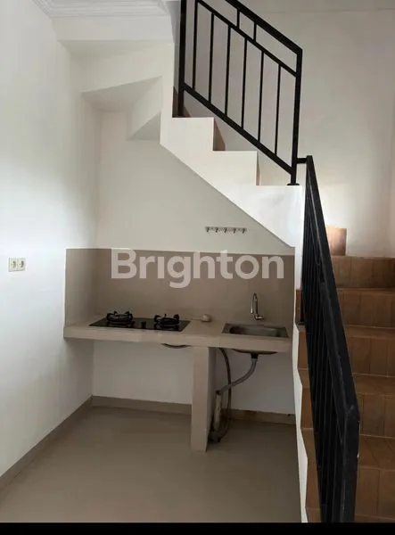 image RUMALH MINIMALIS 2 LANTAI DI RENON (5)