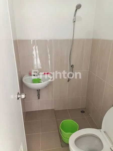 image RUMAH BARU GRESS DI PARAMOUNT PETALS CURUG TANGERANG (4)