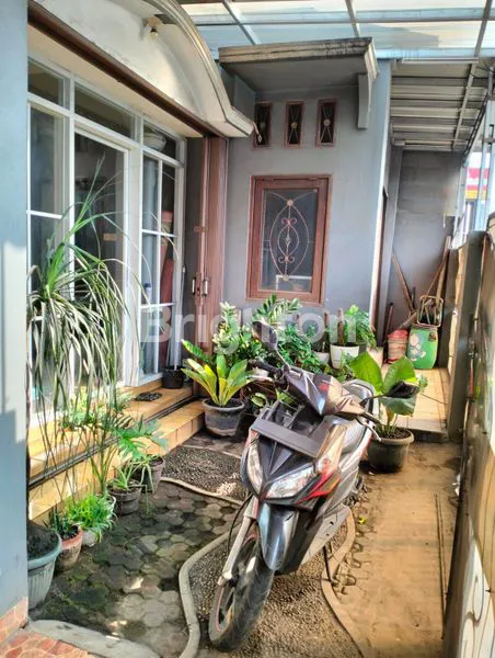 image HUNIAN BISNIS SIAP USAHA DI JALAN BENDA RAYA (4)