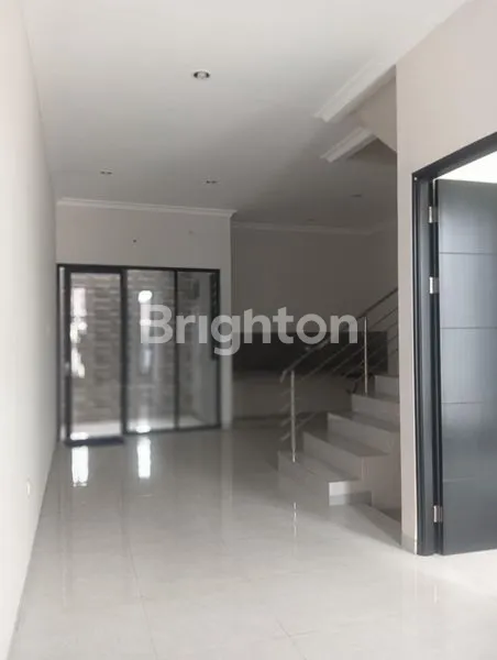 image RUMAH BARU DI KLAMPIS SEMOLO, LT 82M² LB 120M² (2)