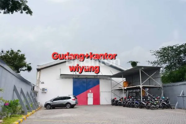 image GUDANG LUAS 1.100M² DI RAYA MENGANTI, DEKAT UNESA (1)