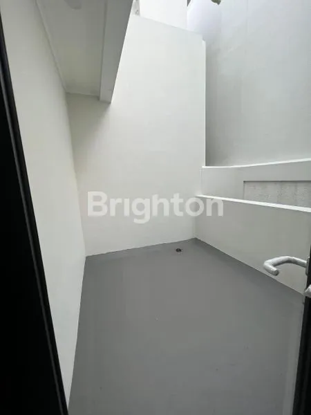 image RUMAH SIAP HUNI DI GADING SERPONG, CLUSTER LEONORA, 2 LANTAI TANGERANG (7)